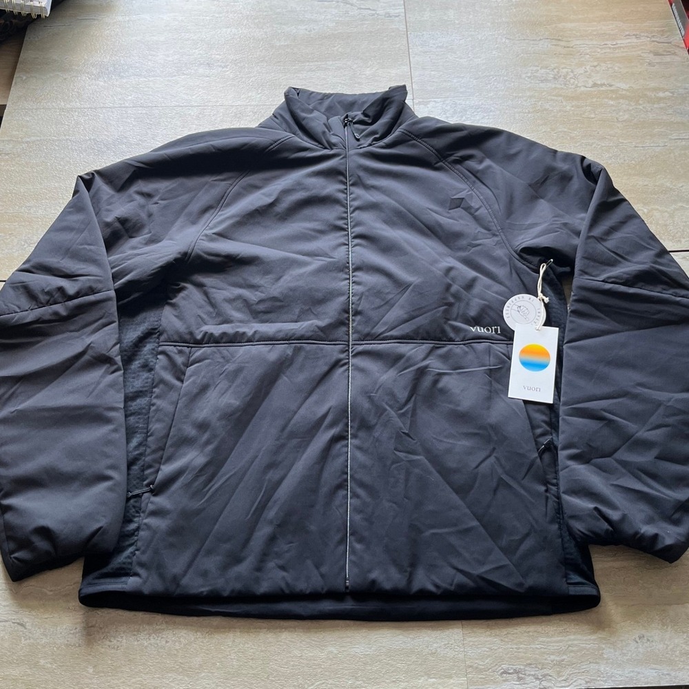 Vuori Malin Hybrid Jacket Men Large Black Mock Neck Thermore Layering